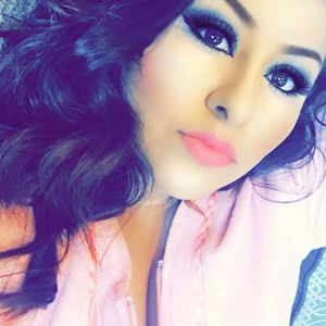 Meet your Posher, Julisa